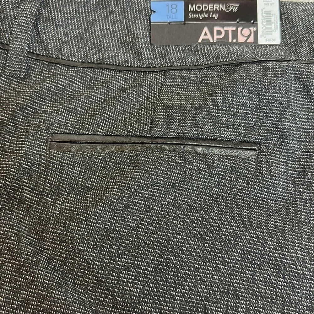NWT Apt.9 Modern Fit Straight Leg Trousers with faux leather Trim Sz 18L - Picture 4 of 10